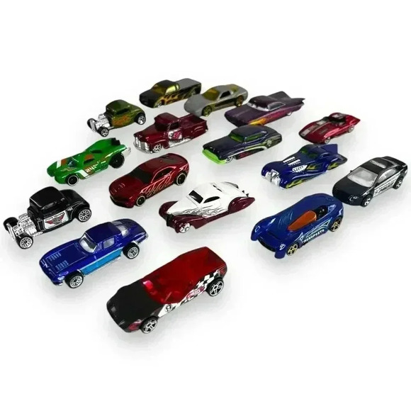 Hot Wheels Classic & Race Car Collection - Set of 16 Die-Cast Cars - Picture 3 of 13